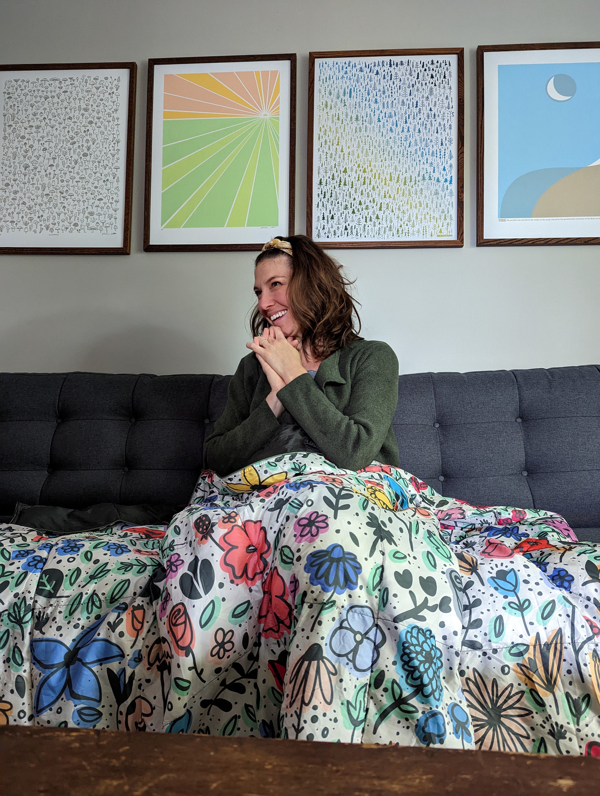 Brainstorm Flowerbed Puffy Blanket